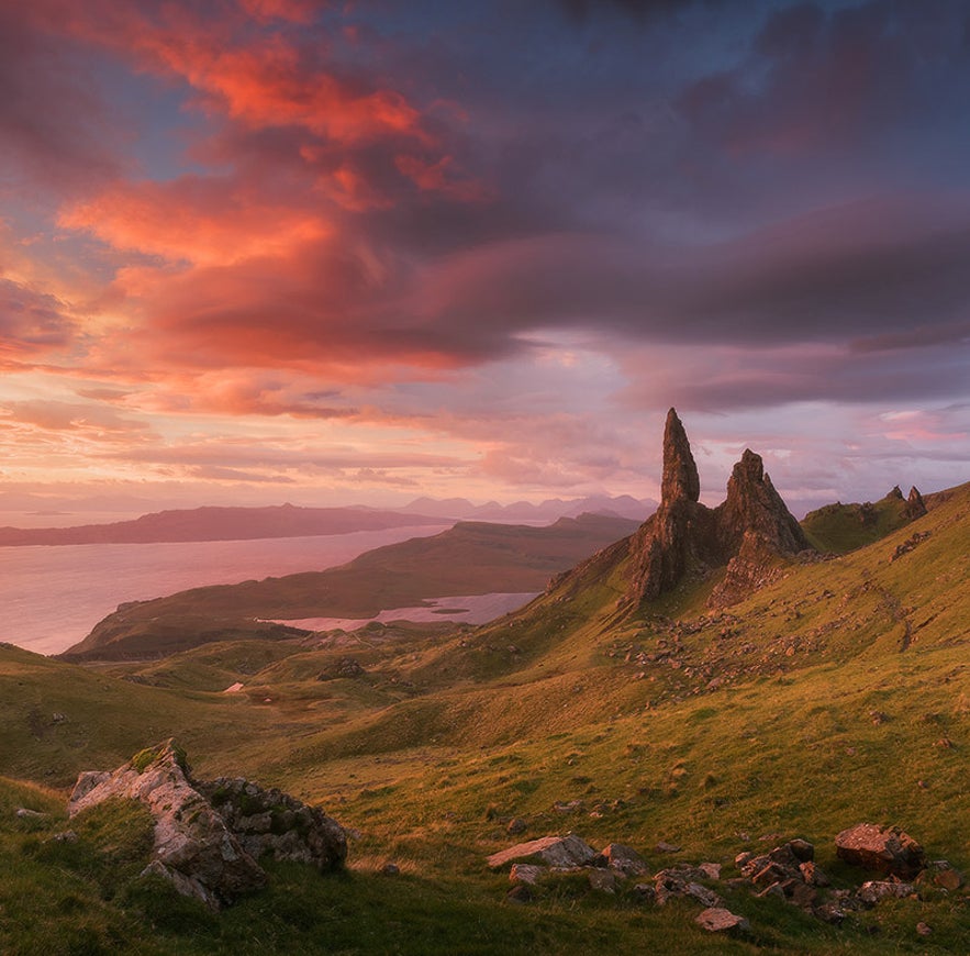 https://iceland-photo-tours.com/trips-and-experiences/international-workshops/kamchatka-photo-tour-in-the-land-of-the-giants