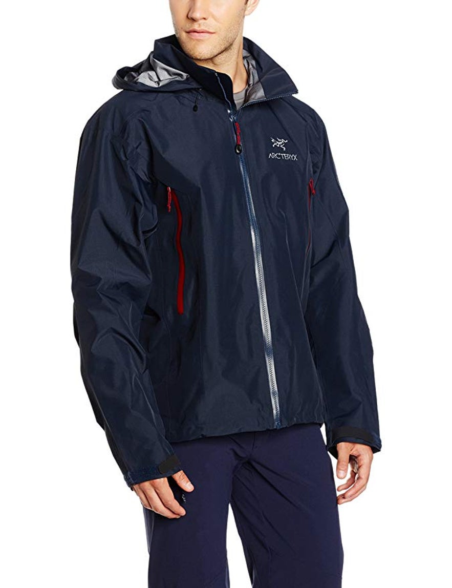 Welche Kleidung soll ich bei einer Winter-Fotoreise in Island tragen?