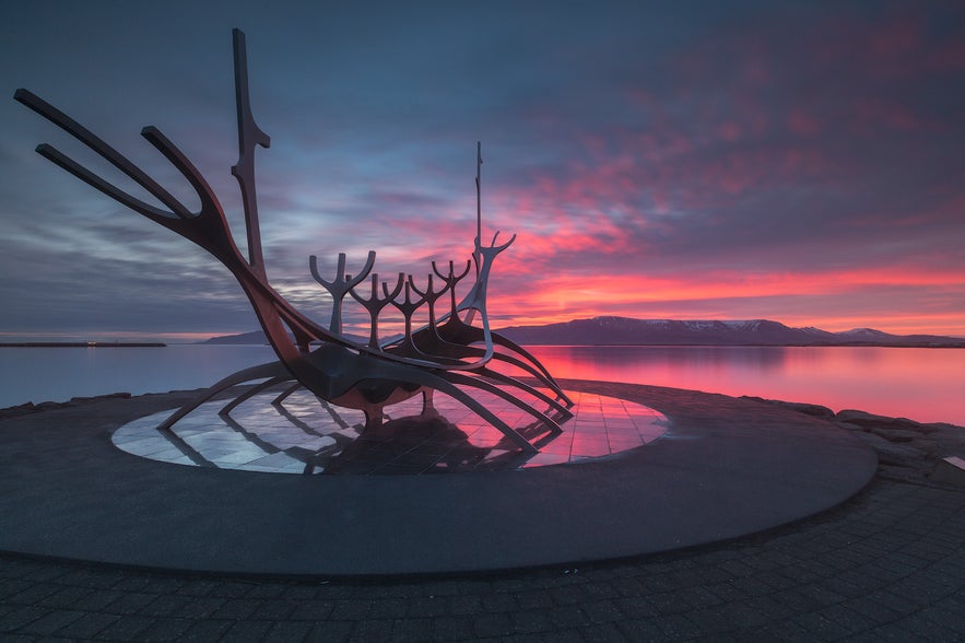 Why Iceland is the Perfect Place for Midnight Sun Photography