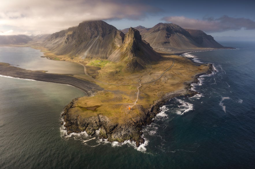 Why Iceland is the Perfect Place for Midnight Sun Photography